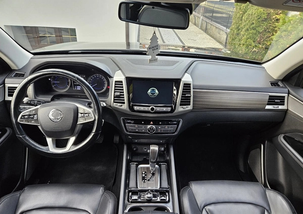 SsangYong REXTON cena 69999 przebieg: 273600, rok produkcji 2018 z Wolsztyn małe 211